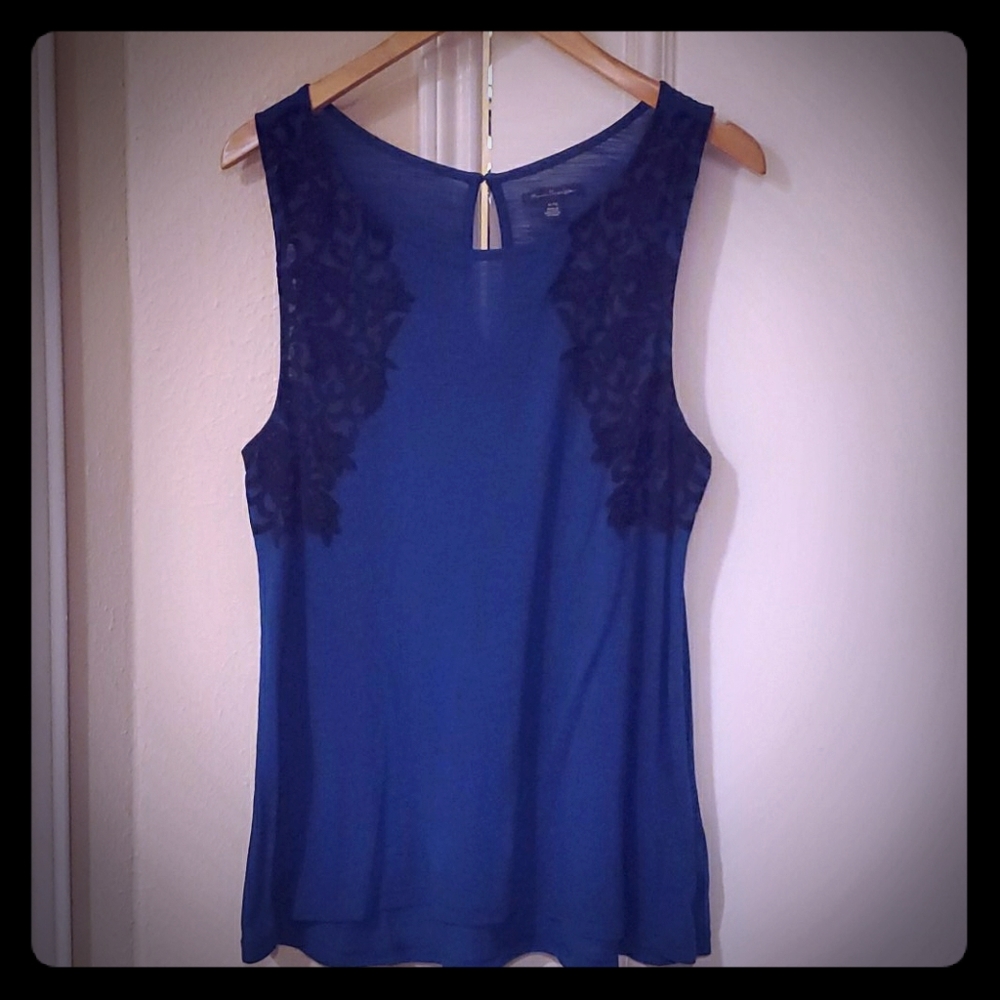 Sleeveless top